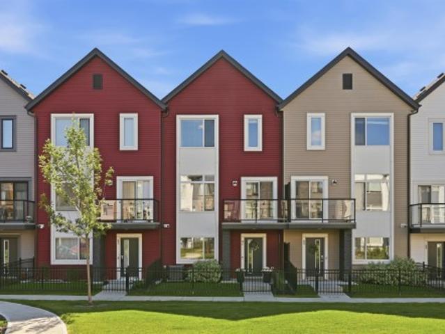 Townhouse for sale in Wedgewood, Alberta
