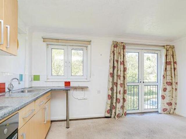 House for sale in Hillview, Surrey