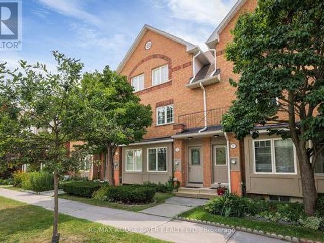 Townhouse for sale in Woburn, Ontario