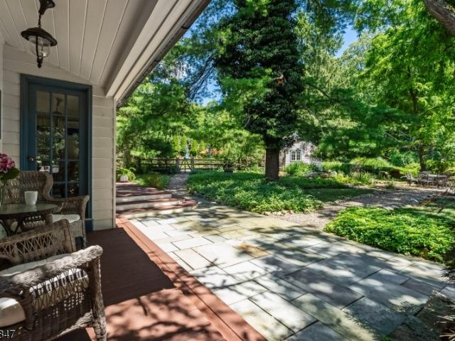 House for sale in Califon, New Jersey