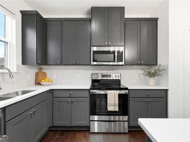 Townhouse for sale in Auburn, Barrow County