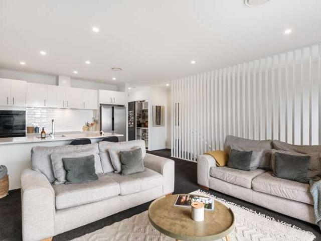 House for sale in Paremoremo, Oroua County
