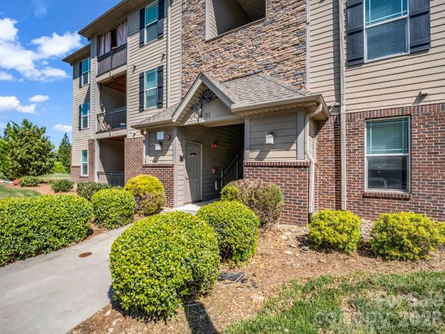 Condo for sale in Fletcher, North Carolina