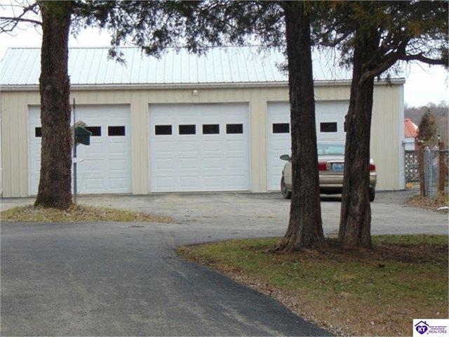 Land for sale in Big Clifty, Kentucky