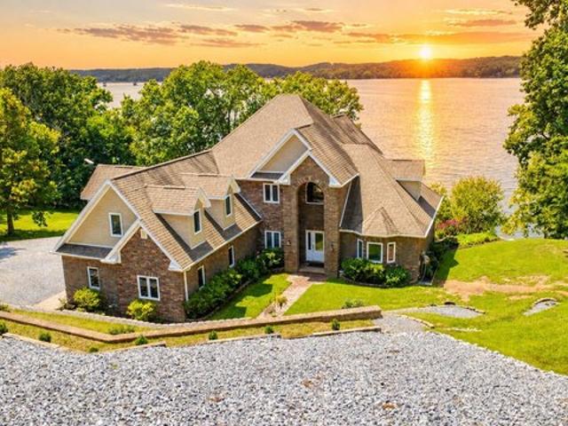 House for sale in Cadiz, Trigg County