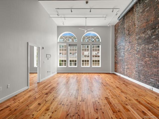 Condo for sale in New Haven, Connecticut