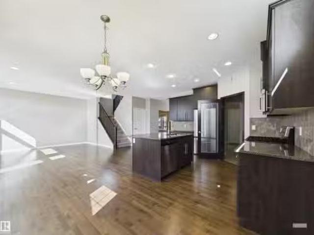 House for sale in Stony Plain, Alberta