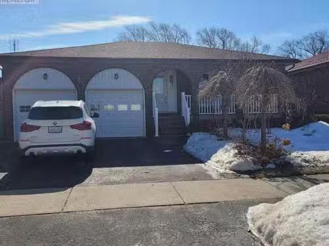 House for sale in Georgina, Ontario