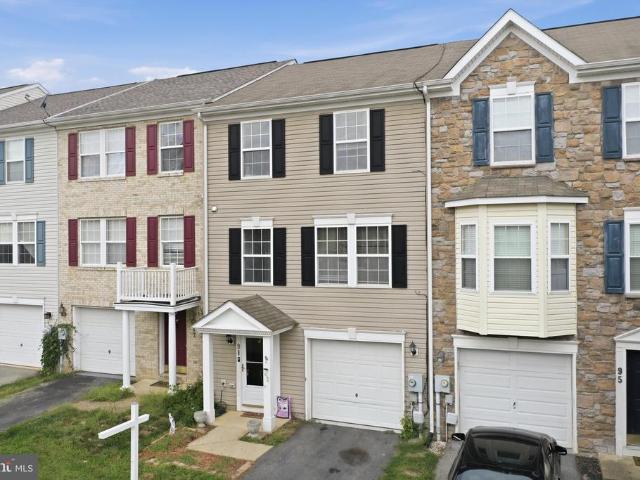Townhouse for sale in Charles Town, West Virginia