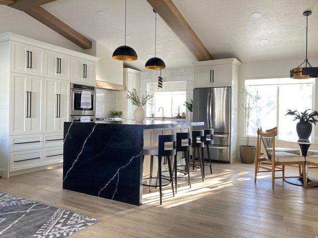 House for sale in Saratoga Springs, Utah