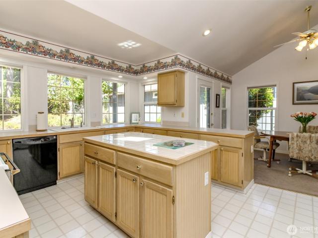 House for sale in Allyn, Washington