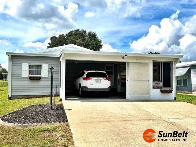 House for sale in Leesburg, Lake County