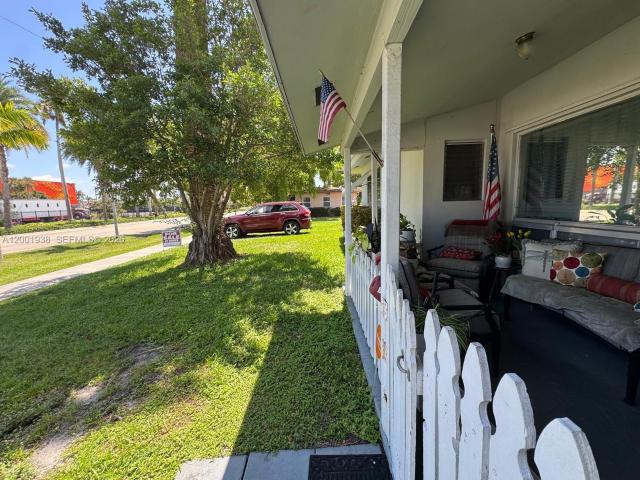 House for sale in Dania, Florida