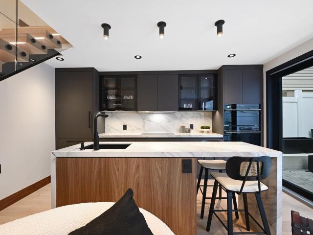 Condo for sale in Hudson, New Jersey