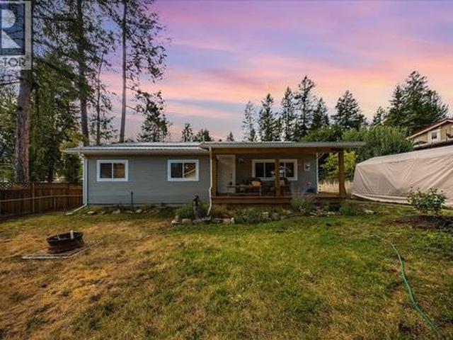 House for sale in Christina Lake, British Columbia