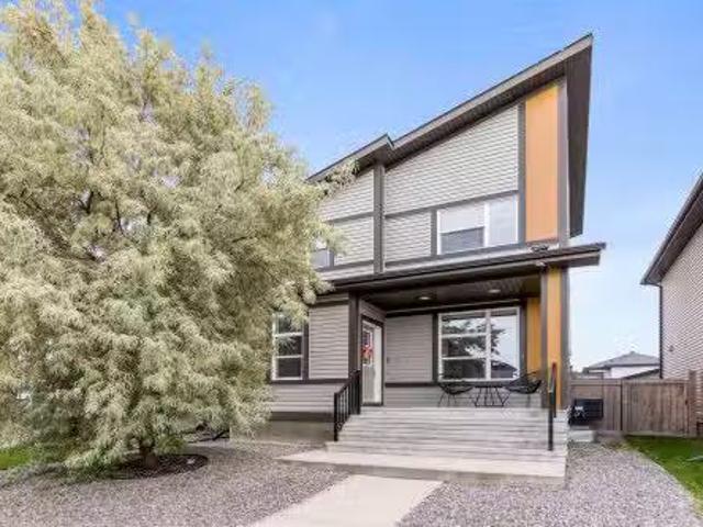 House for sale in Spruce Grove, Alberta