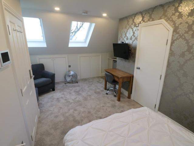 Studio for rent in London Borough of Hounslow, Greater London