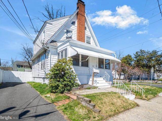 House for sale in Trenton, New Jersey