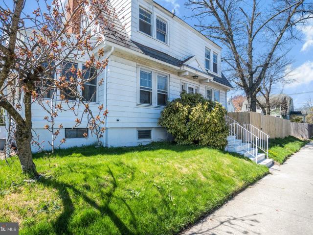 House for sale in Crosswicks, New Jersey