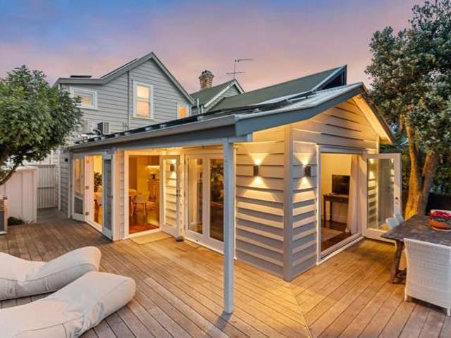 House for sale in Ponsonby, Oroua County