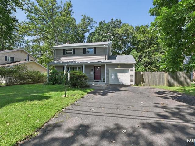 House for sale in Hillsdale, New Jersey