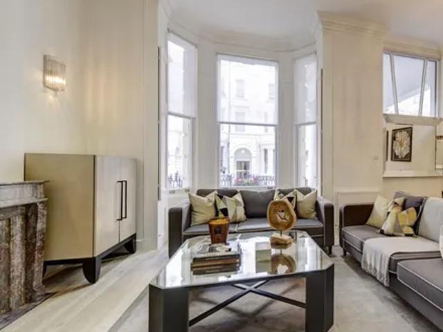Apartment for rent in Earl's Court, Greater London