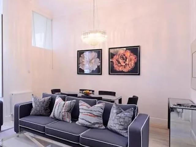 Apartment for rent in Earl's Court, Greater London