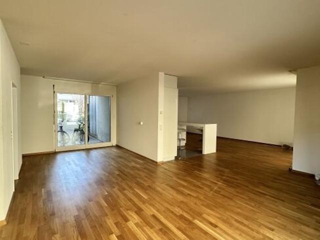 Apartment mieten in Einigen, Zürich