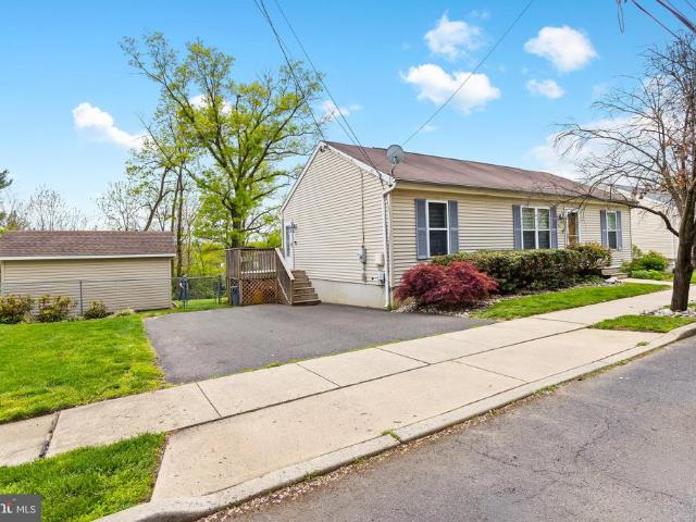 House for sale in Crosswicks, New Jersey