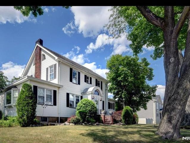 House for sale in Passaic, New Jersey