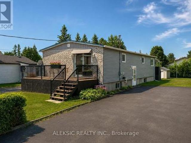 House for sale in Wanup, Ontario