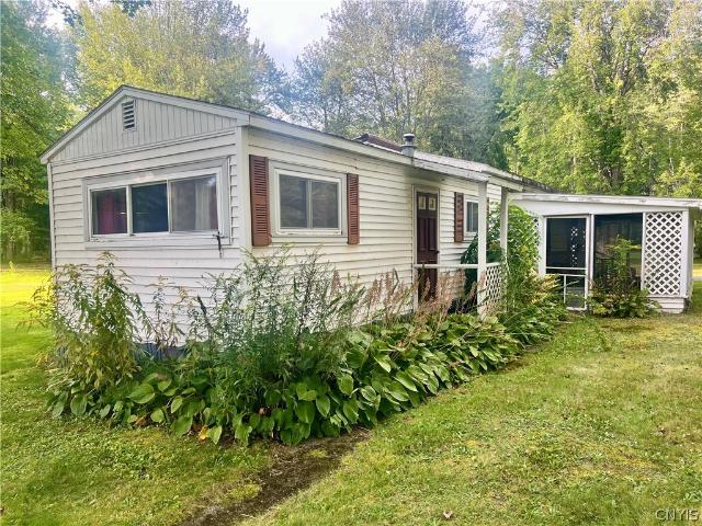 House for sale in Bernhards Bay, New York