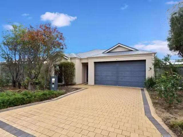 House for rent in Erskine
