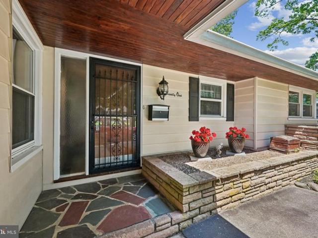 House for sale in Bridgeboro, New Jersey