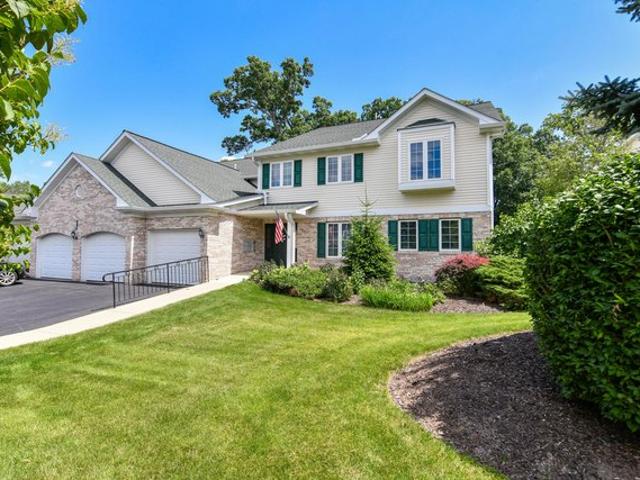 Condo for sale in Williams Bay, Wisconsin