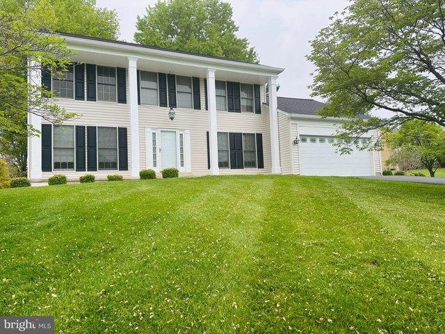 House for sale in Shenandoah Junction, West Virginia