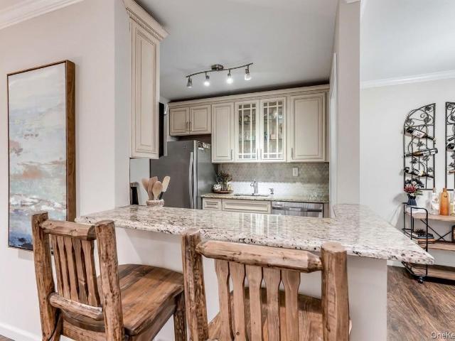 Condo for sale in Bohemia, New York