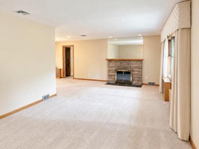 Property for rent in Woodcliff Lake, New Jersey