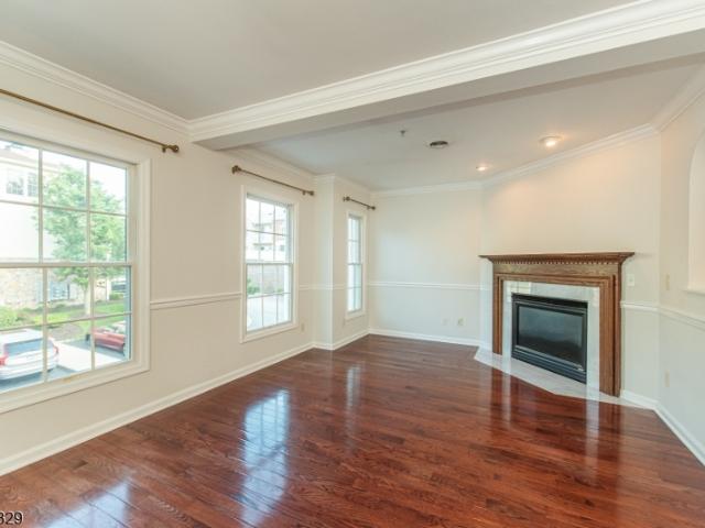 Condo for sale in Caldwell, New Jersey