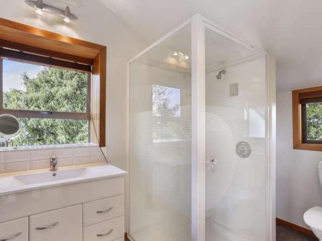 House for sale in Chaslands, Canterbury