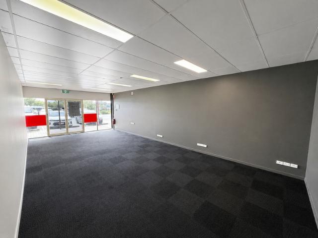 Retail for rent in Toombul, Queensland