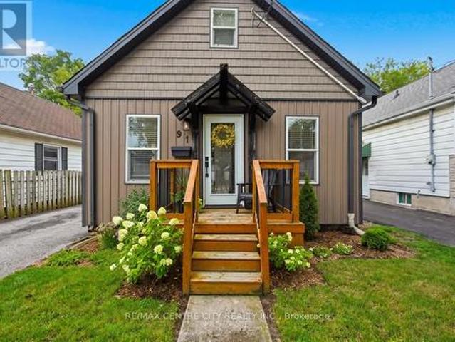 House for sale in Arva, Ontario