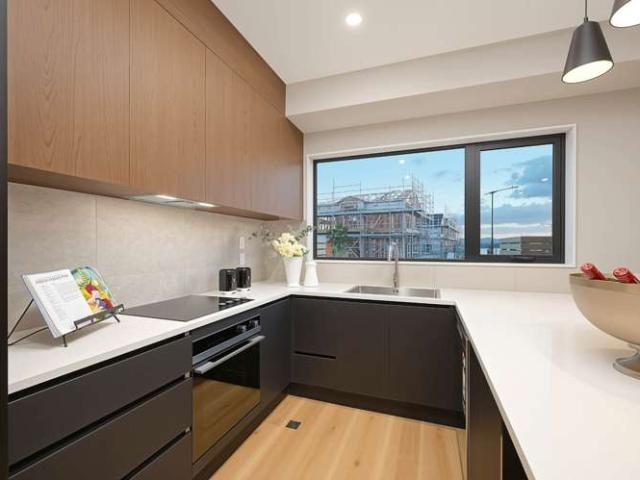 Townhouse for sale in Paremoremo