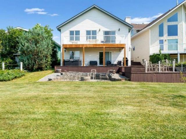 Condo for sale in Lake Newell Resort, Alberta