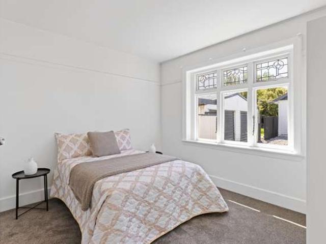 House for sale in Chaslands, Canterbury