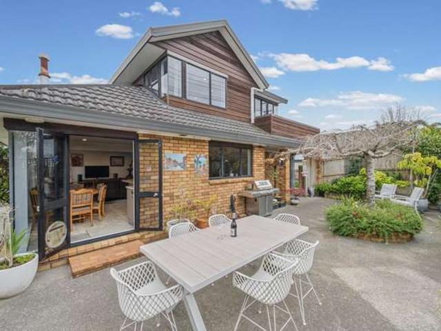House for sale in Howick