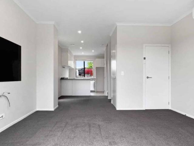 Townhouse for rent in Paremoremo