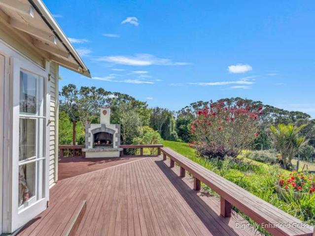 Property for sale in Waiuku