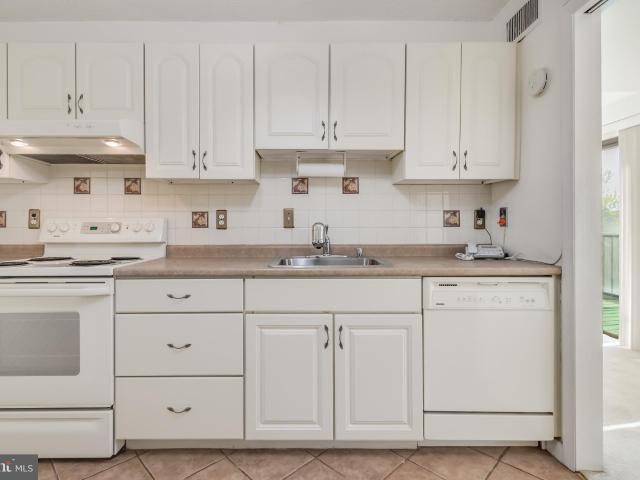 Condo for sale in Adelphi, Maryland
