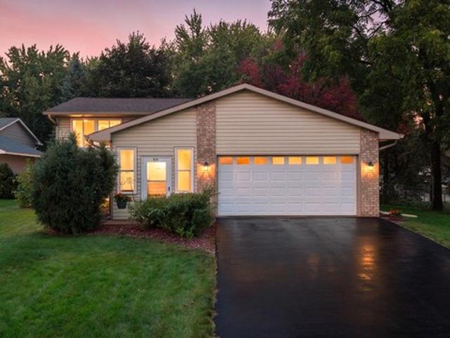 House for sale in Bungalows of Champlin, Champlin